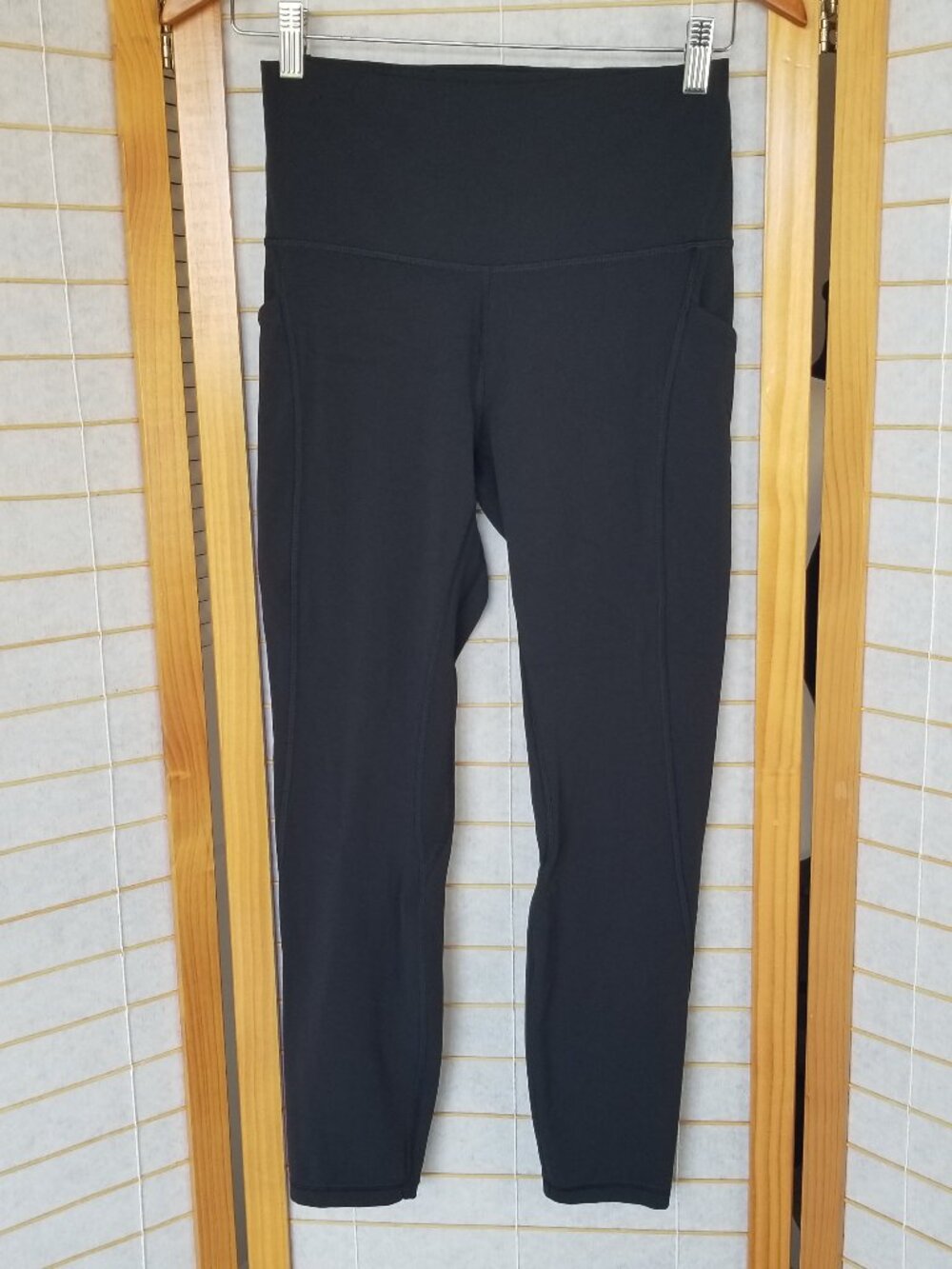 Lululemon Black Leggings Align High-Rise Pant with Pockets 25"LW5DCES Size 8
